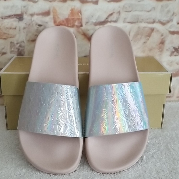 New Michael Kors Gilmore Slide Sandals - Picture 7 of 8